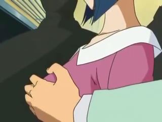 Outstanding docka var skruvad i offentlig i animen